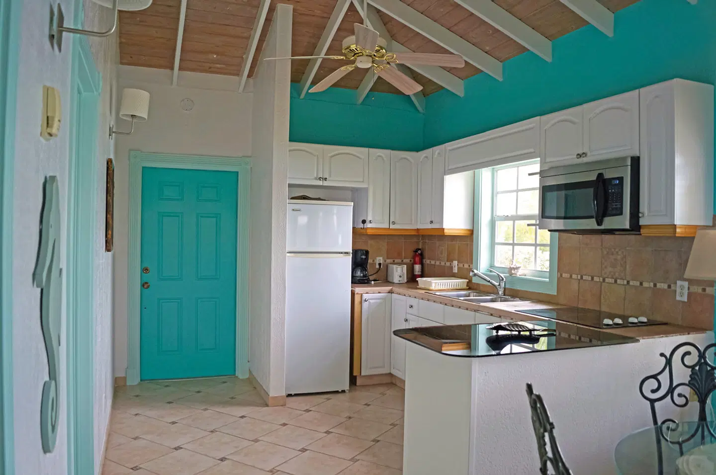 Paradise Bay ROOM_EXAMPLE