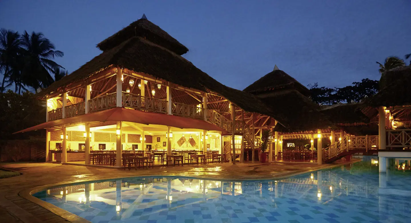 Neptune Palm Beach Resort EXTERIOR