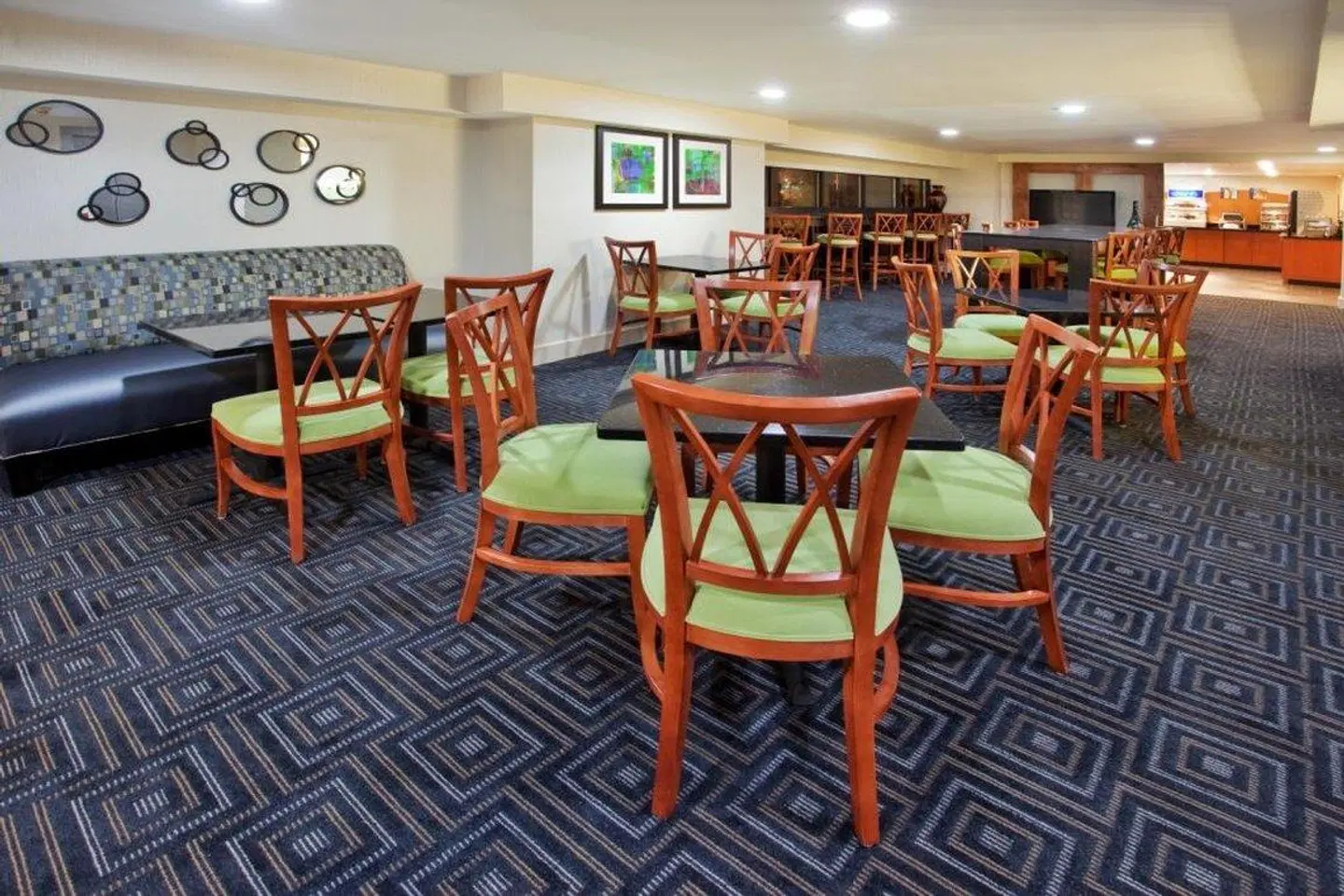 Holiday Inn Express & Suites Atlanta Downtown by IHG LOUNGE_LOBBY