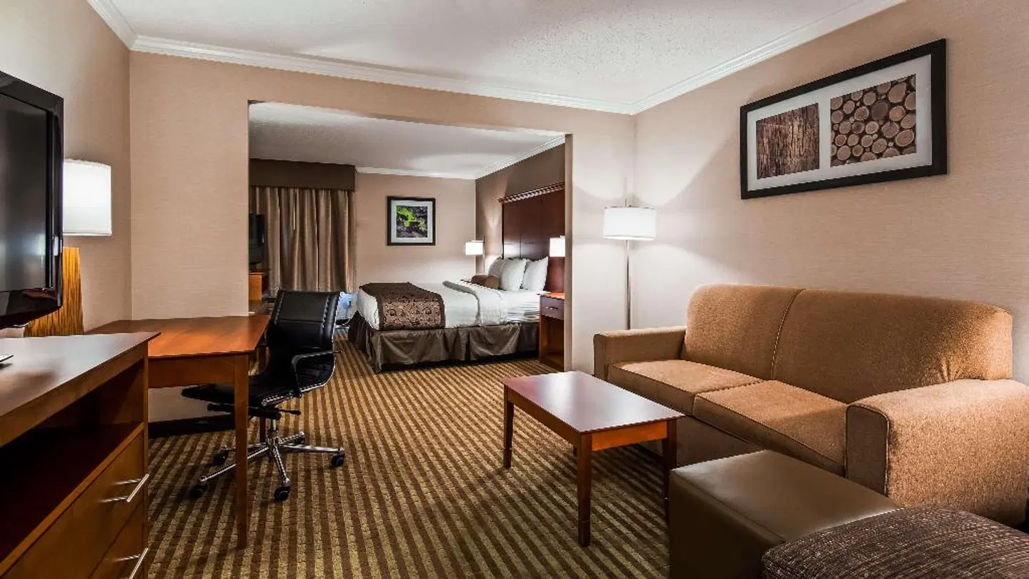 Best Western PLUS Liverpool Grace Inn and Suites ROOM_EXAMPLE