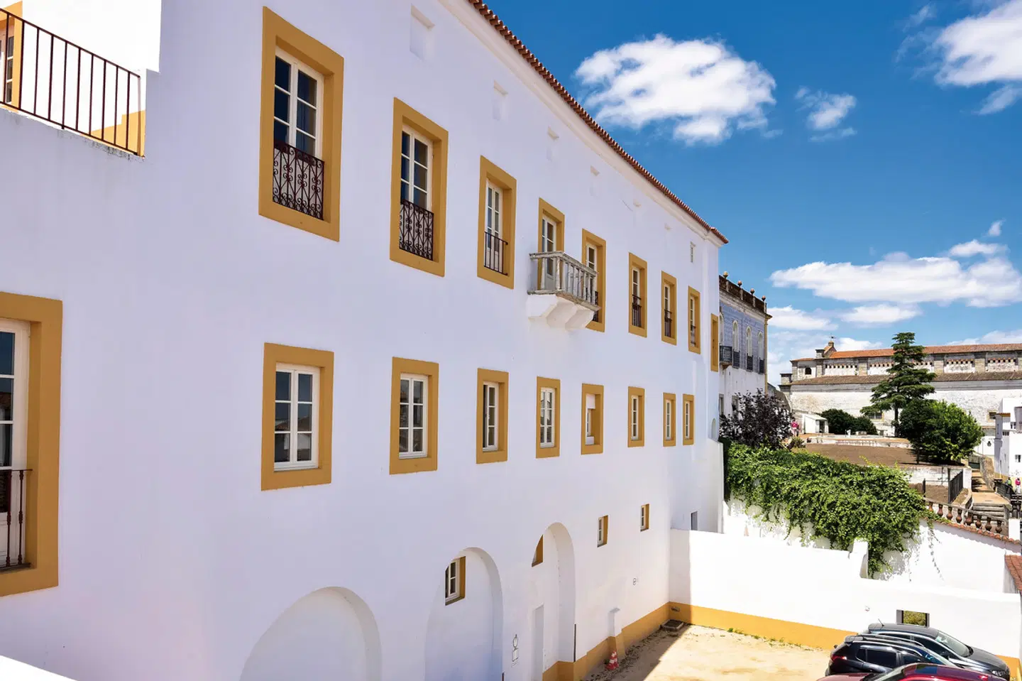 The Noble House EXTERIOR