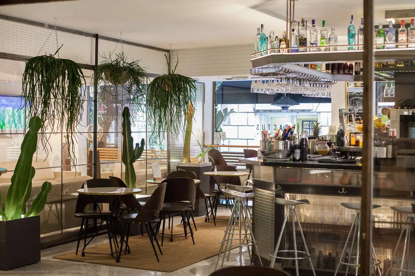 Aparthotel Mariano Cubi Barcelona Bar