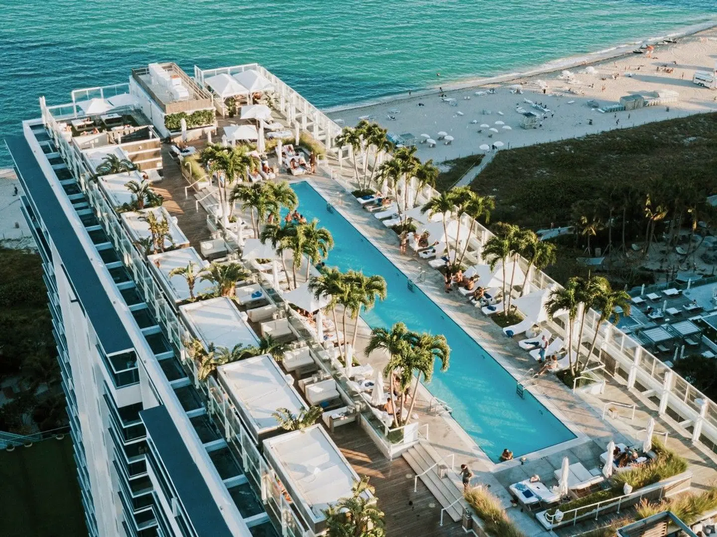 1 Hotel South Beach Strand
