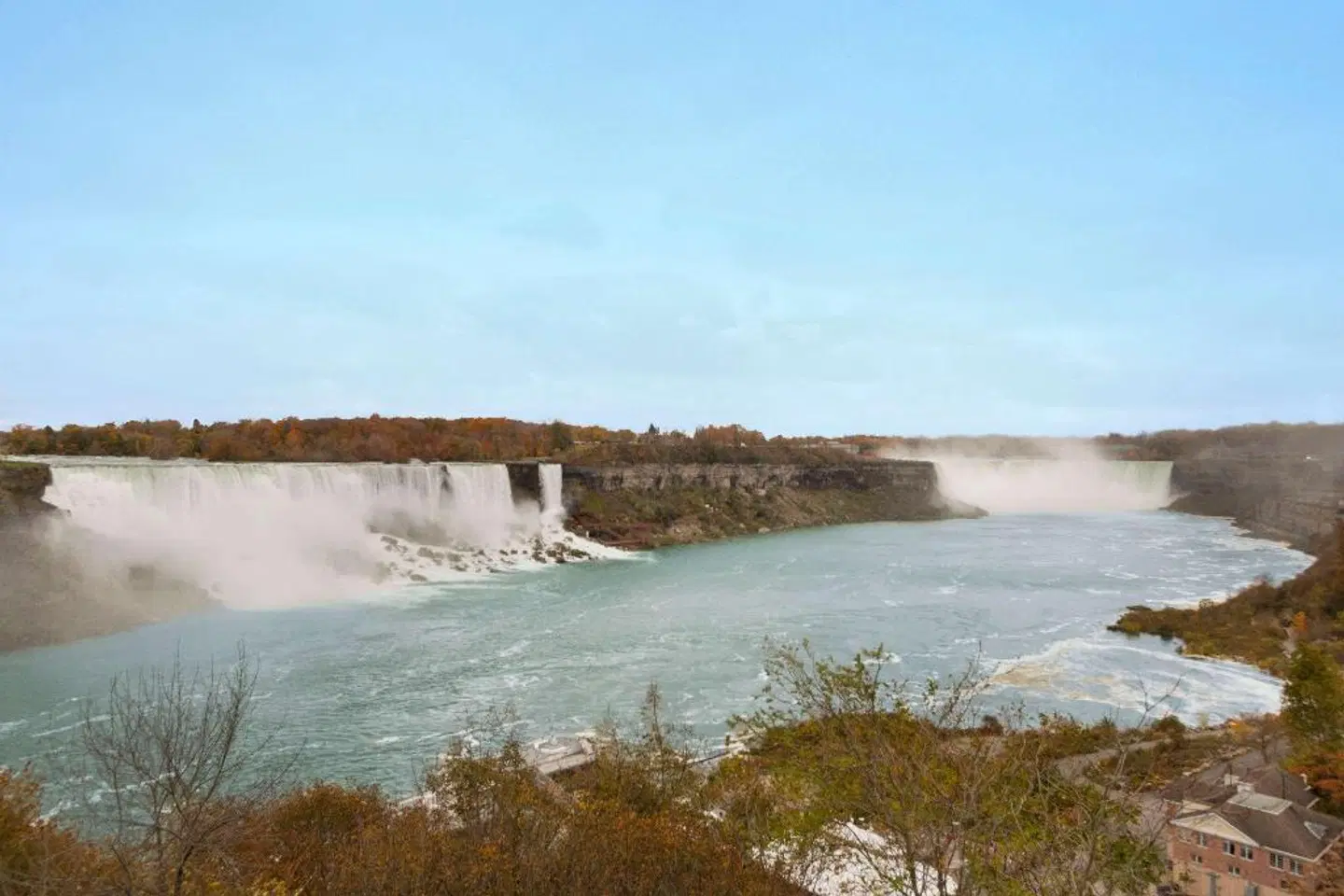 Days Inn by Wyndham Niagara Falls Near The Falls Strand