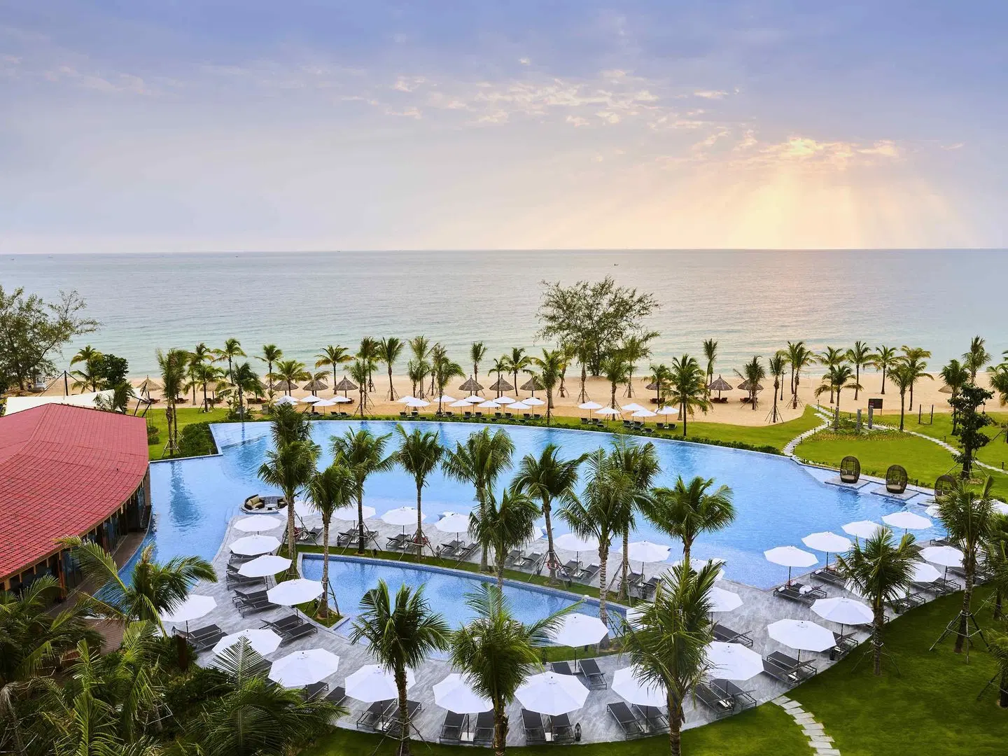 Mövenpick Villas & Residences  Phu Quoc OUTDOOR_POOL