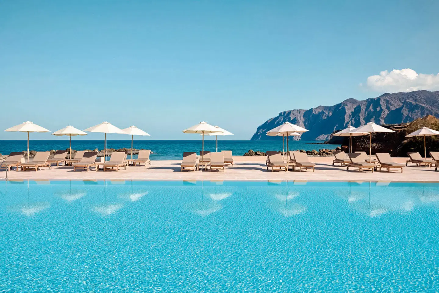 ananea Rocrita Strand