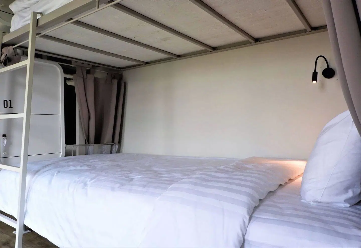 Bedspread Hostel ROOM_EXAMPLE