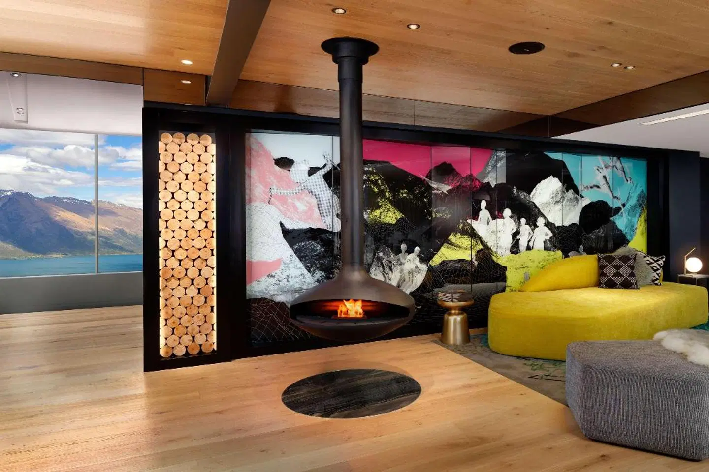 QT Queenstown LOUNGE_LOBBY