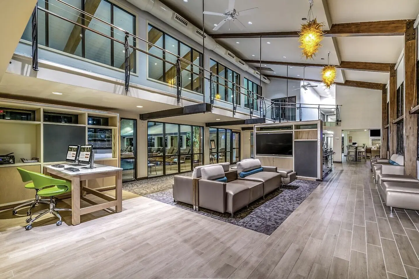 Holiday Inn Cape Cod - Hyannis LOUNGE_LOBBY