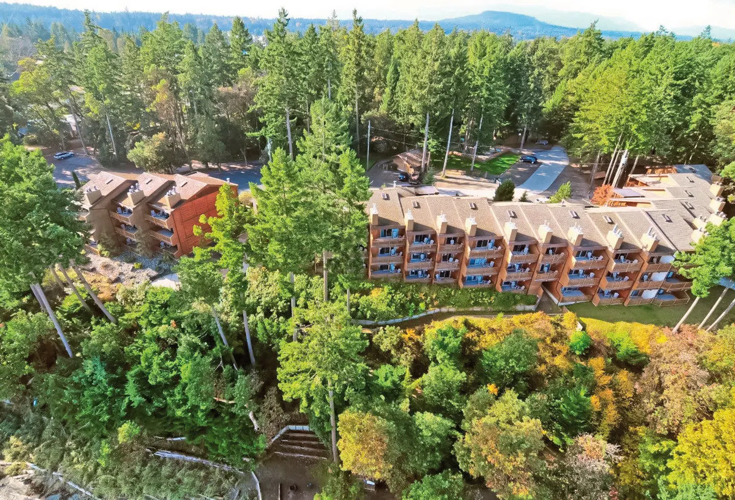 Tigh-Na-Mara Seaside Spa Resort LANDSCAPE