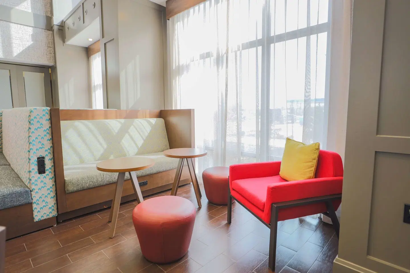 Hampton Inn & Suites Bay City LOUNGE_LOBBY