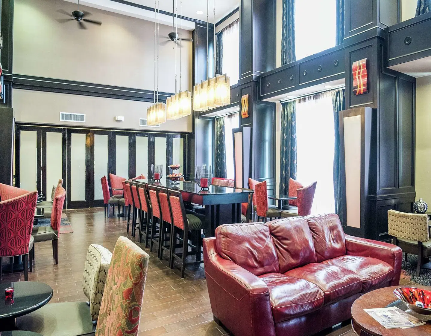 Hampton Inn & Suites Bay City ROOM_EXAMPLE