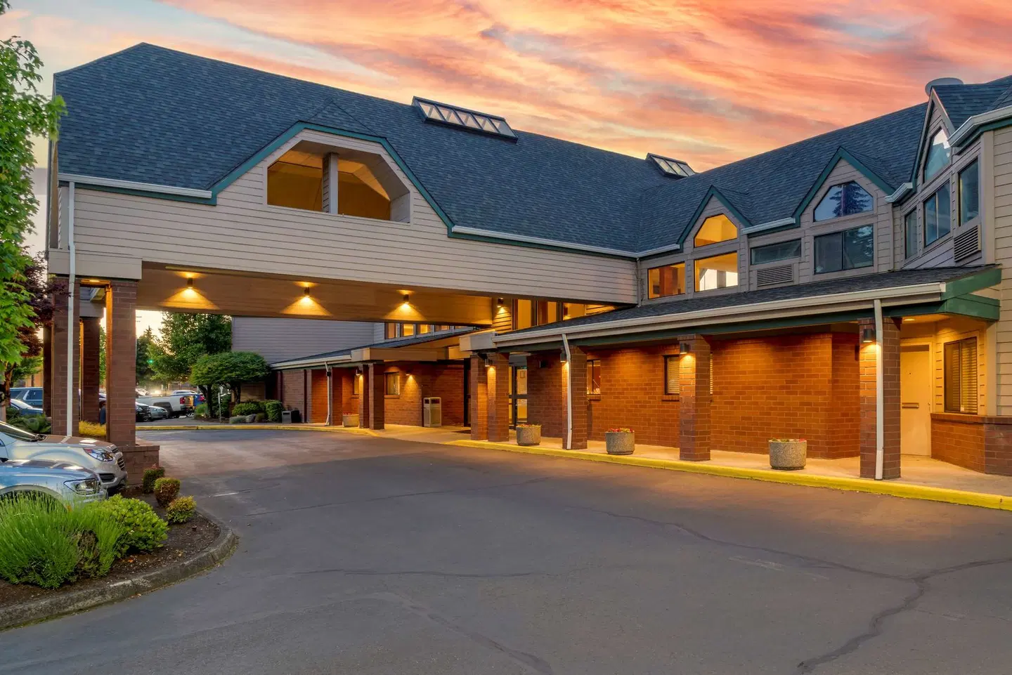 Best Western Pony Soldier Inn - Airport EXTERIOR