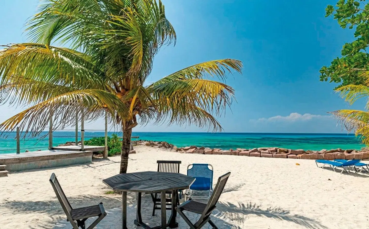 The Islander Hotel Strand