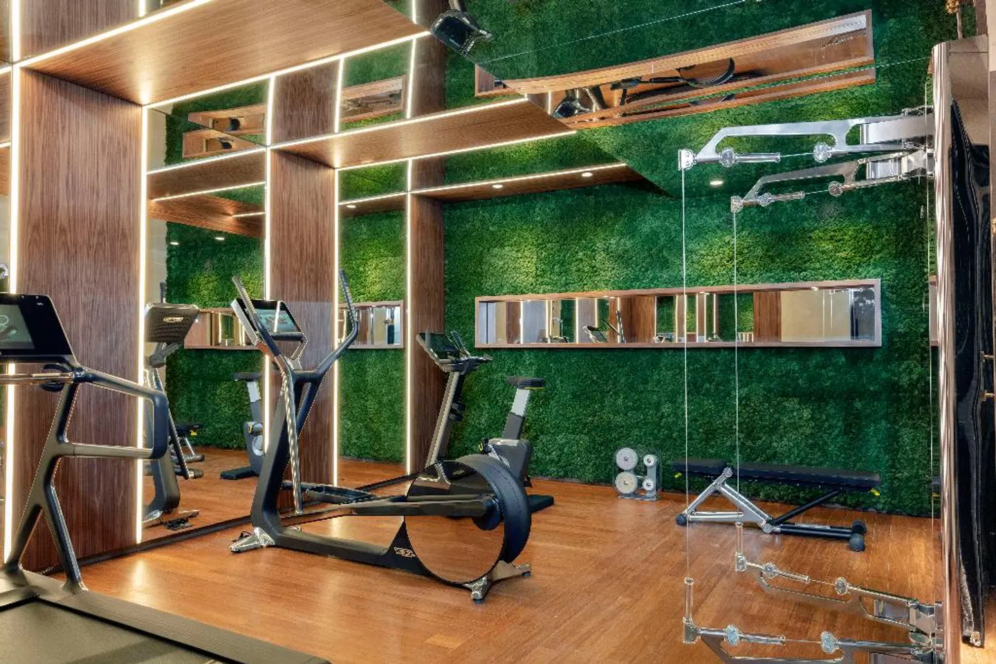 Les Jardins du Faubourg Paris SPORTS_AND_LEISURE