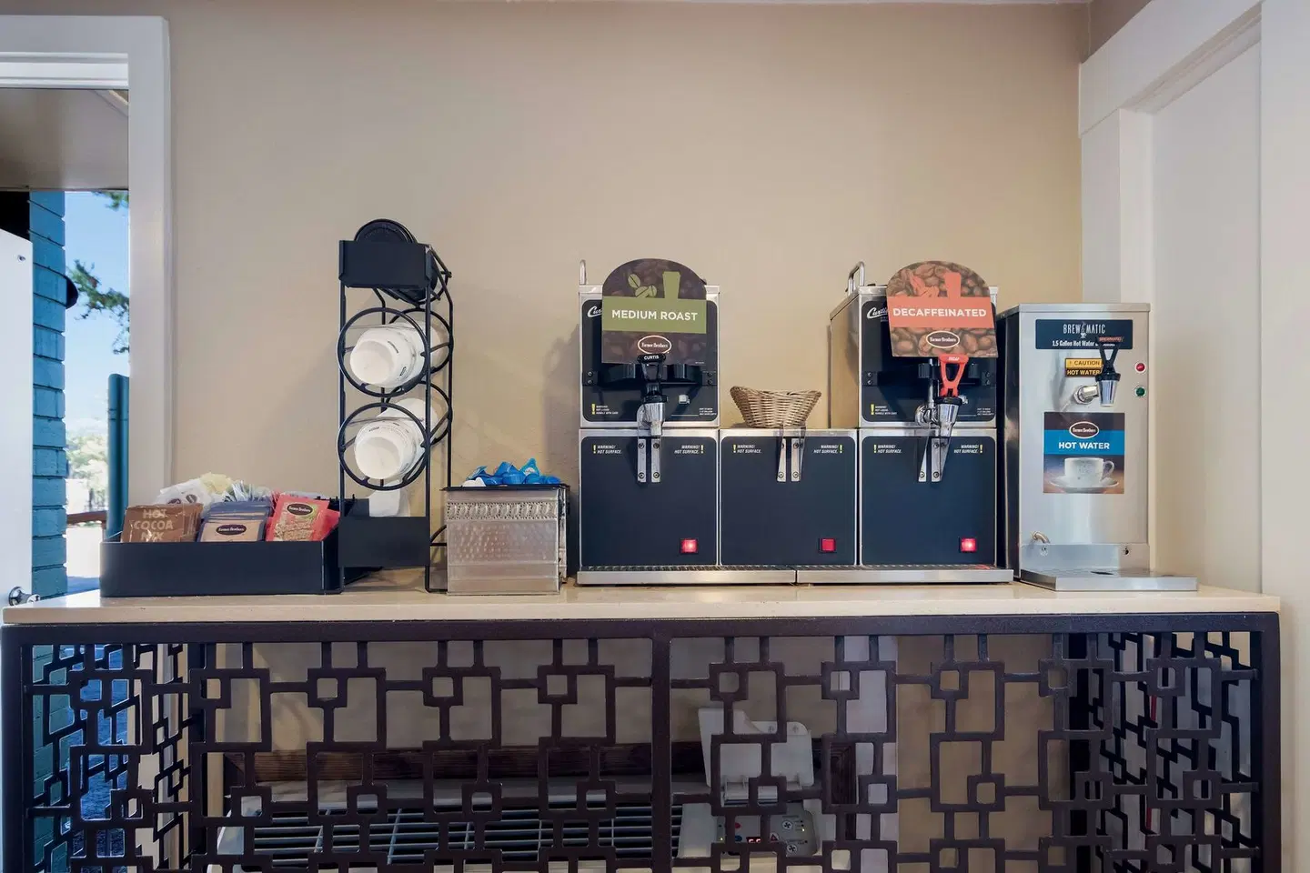 Best Western Weston Inn Bar