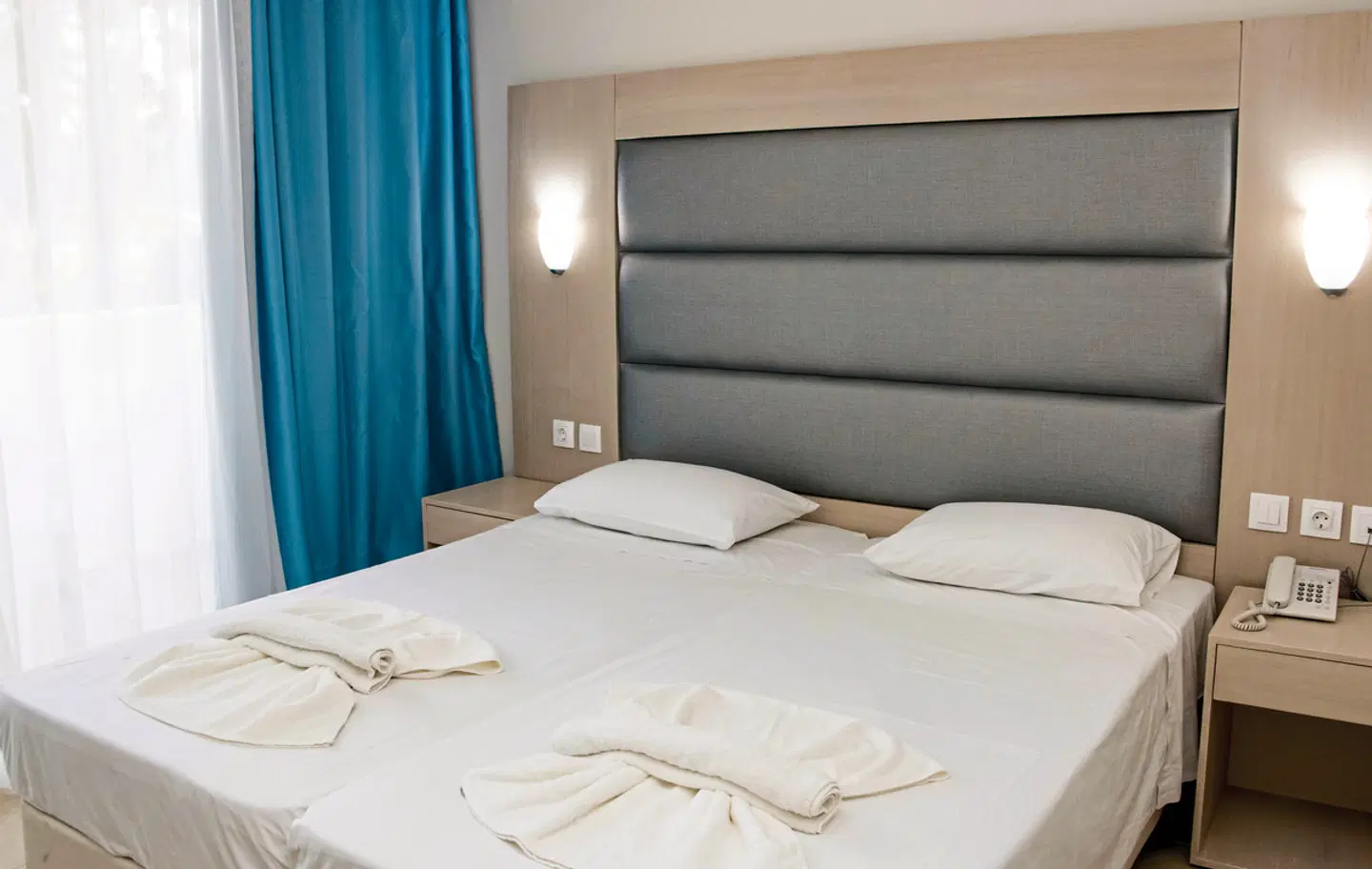 Marathon Hotel ROOM_EXAMPLE