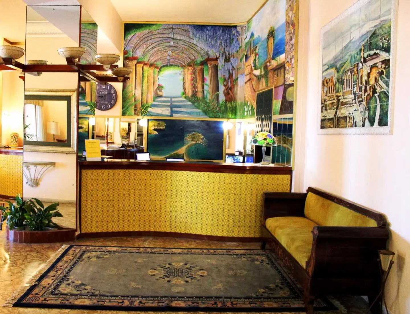 Mediterranée LOUNGE_LOBBY