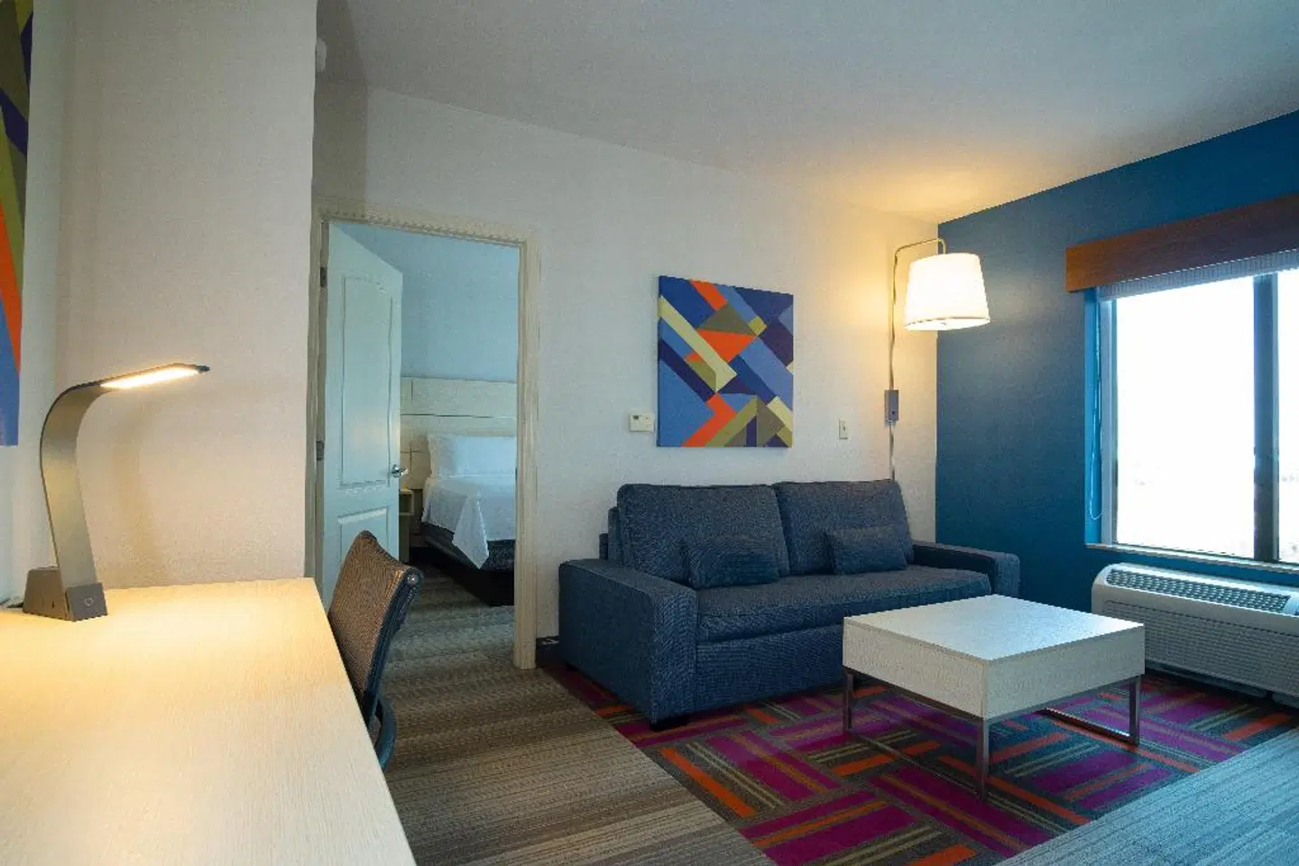 Holiday Inn Express & Suites Orlando - International Drive ROOM_EXAMPLE