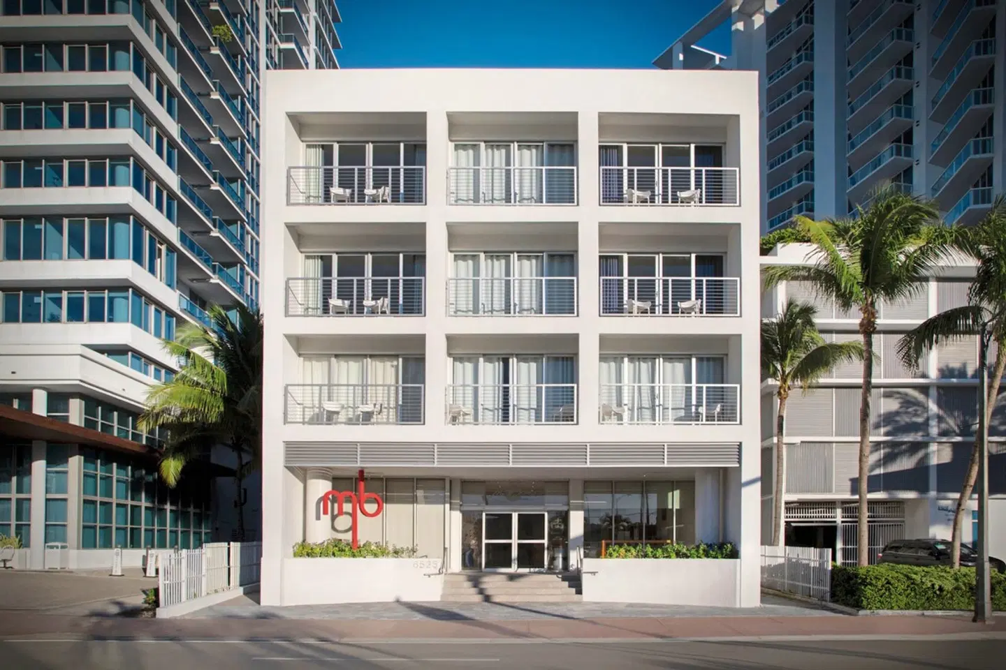 MB Hotel, Trademark Collection by Wyndham EXTERIOR