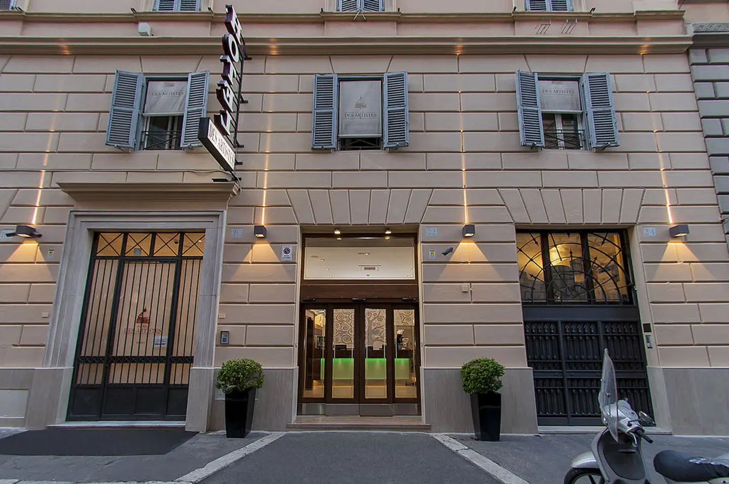 Hotel Des Artistes EXTERIOR