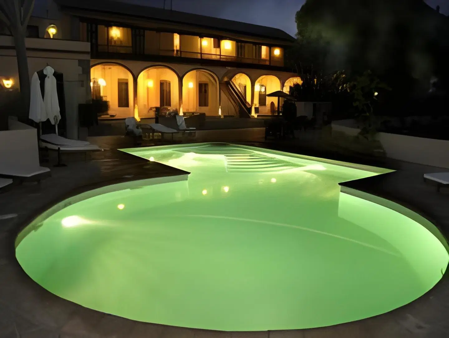 Hacienda del Buen Suceso Hallenbad