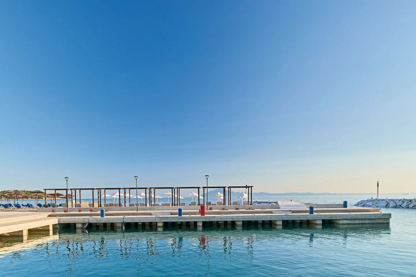 Alexandra Beach Spa Resort Strand