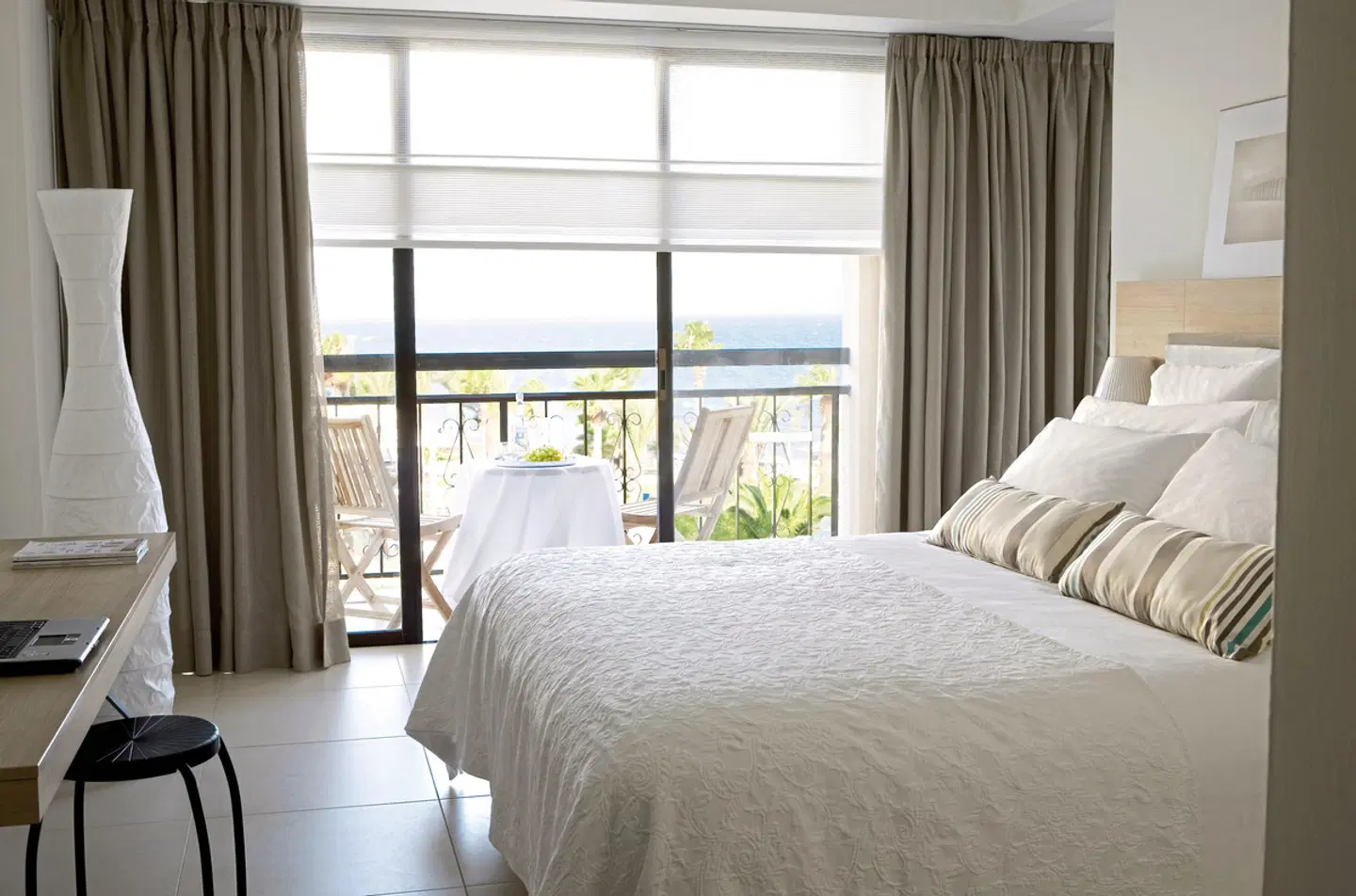 Sandy Beach Hotel & Spa ROOM_EXAMPLE