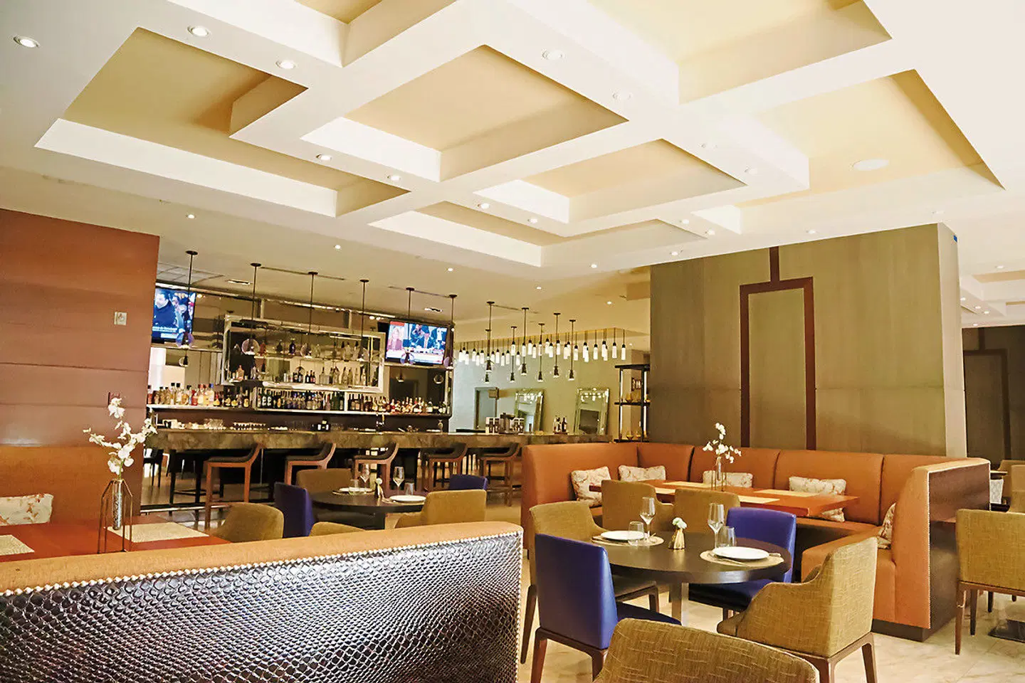 Global Hotel Panama Bar