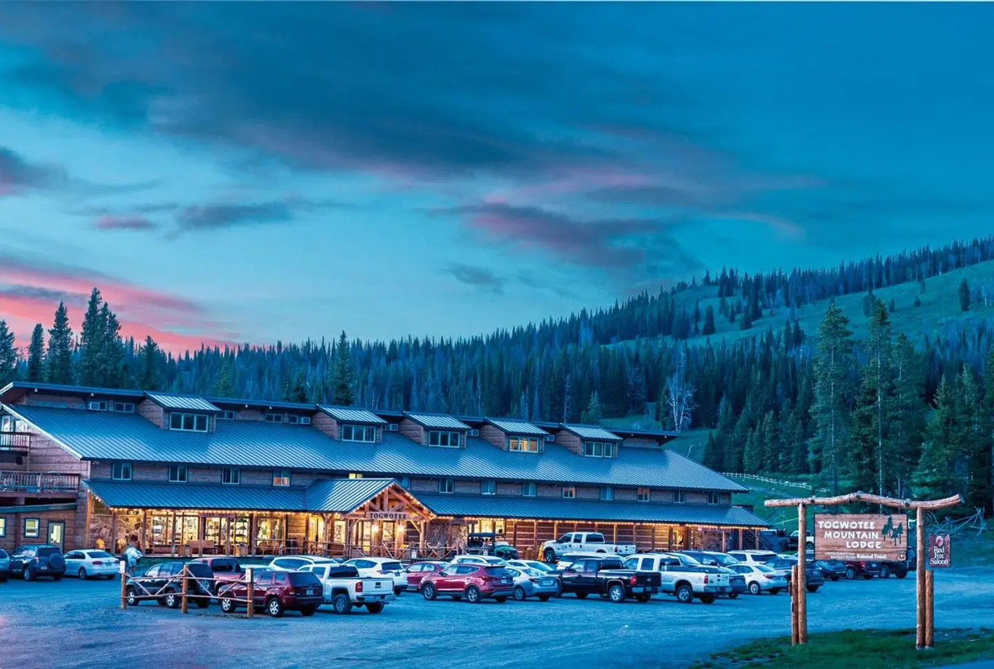Togwotee Mountain Lodge EXTERIOR