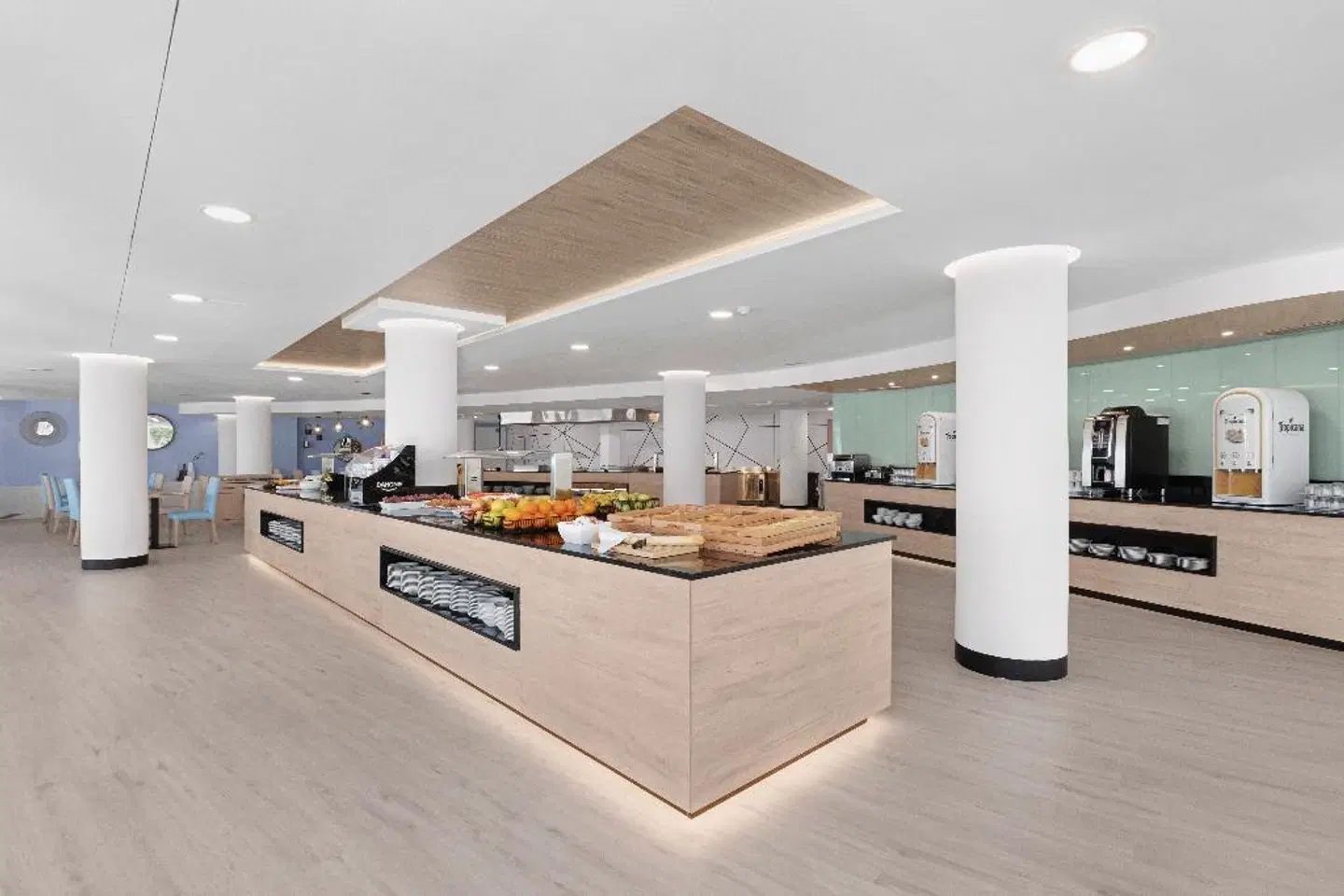 Palmanova Suites by TRH Bar