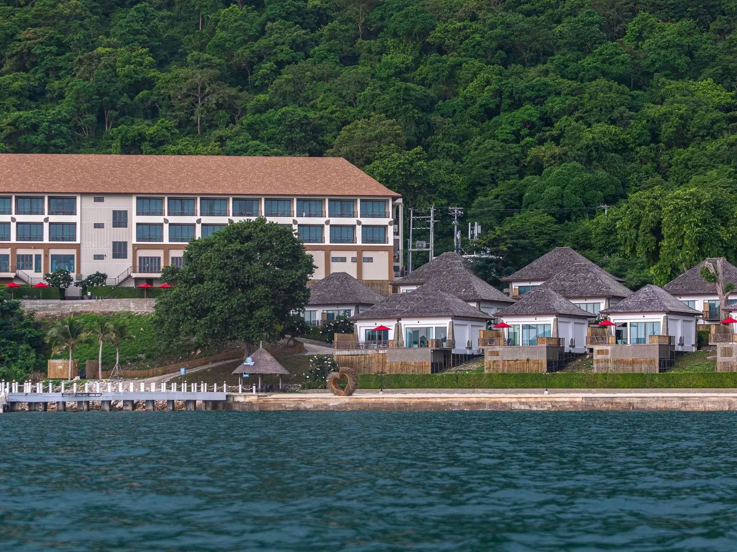 Novotel Koh Si Chang EXTERIOR
