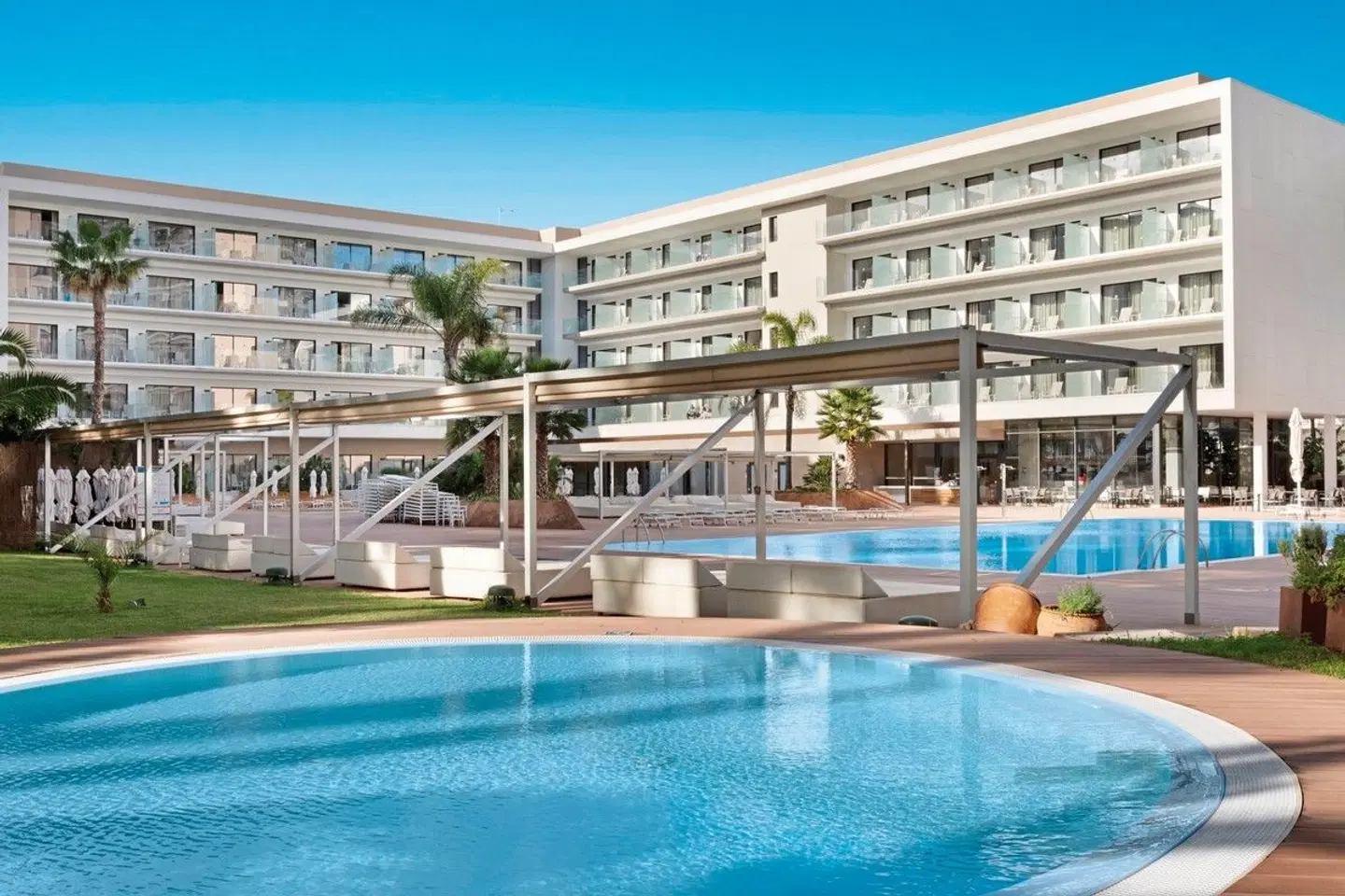 Aubamar Palma Resort OUTDOOR_POOL