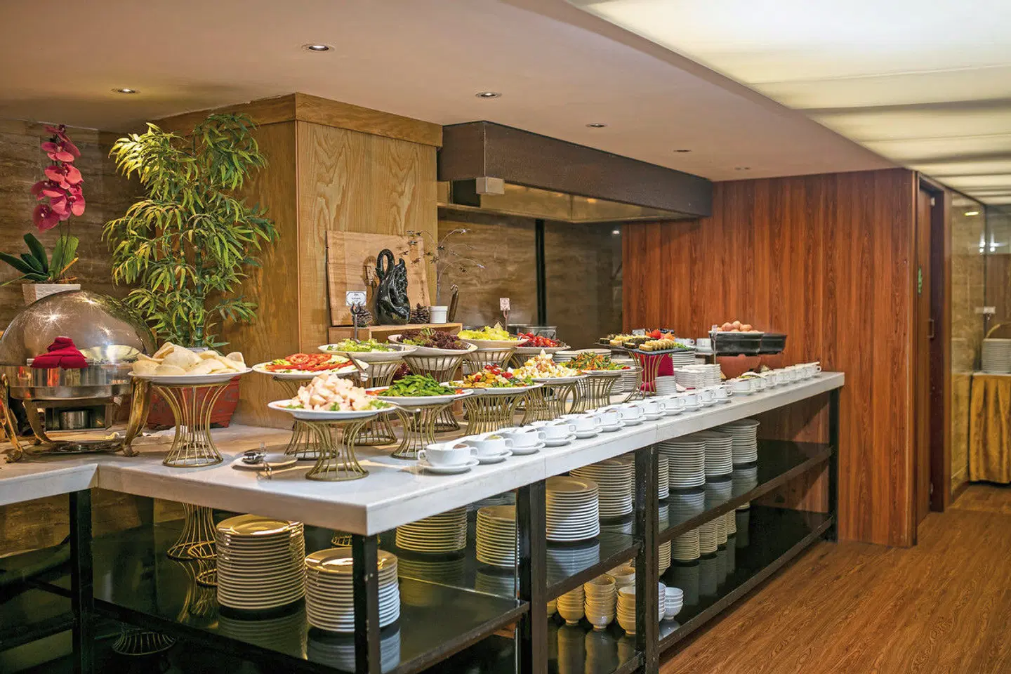 La Casa Hanoi Hotel Restaurant