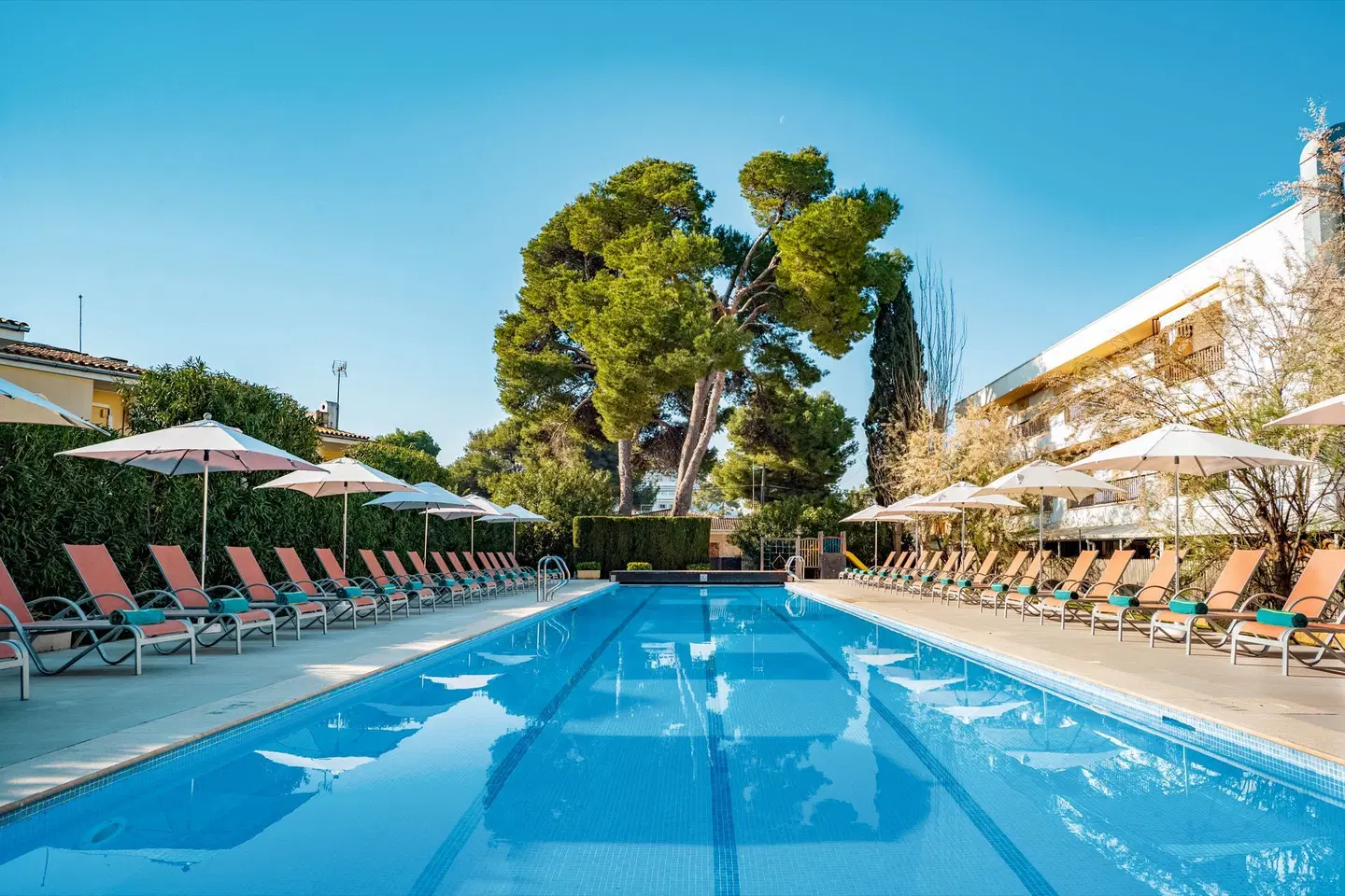 Ivory Playa OUTDOOR_POOL