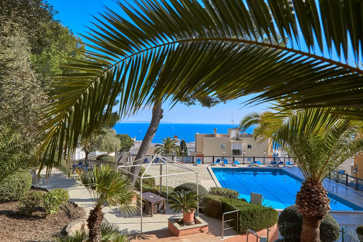 MLL Blue Bay OUTDOOR_POOL