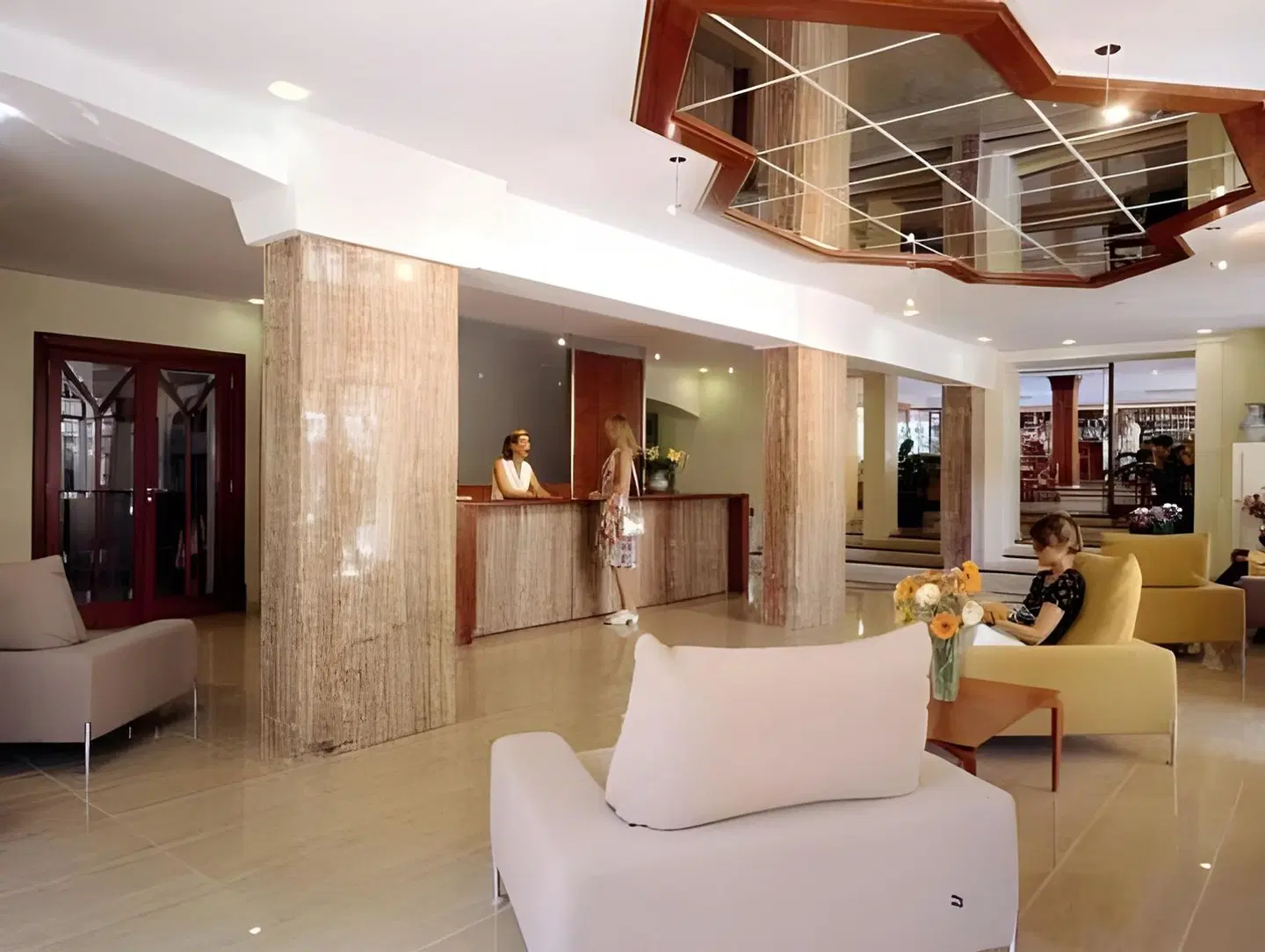 Cupido Boutique LOUNGE_LOBBY