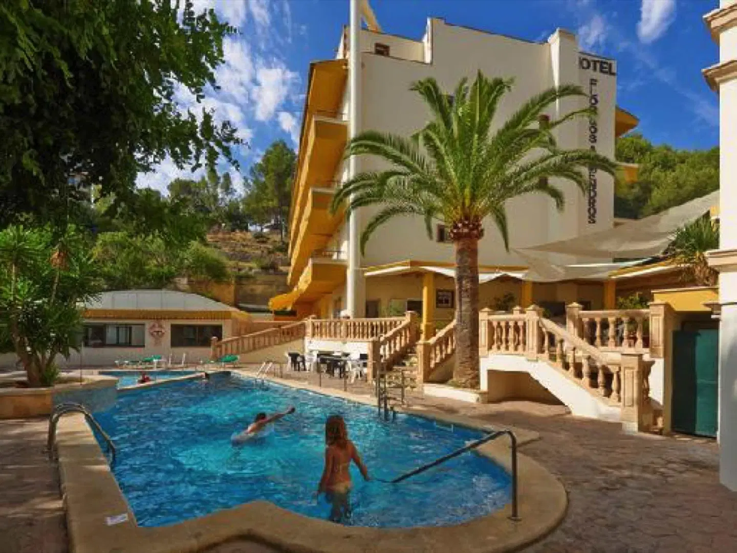 Hotel Flor Los Almendros OUTDOOR_POOL