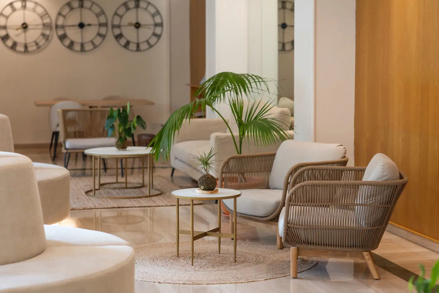 Valentin Reina Paguera LOUNGE_LOBBY