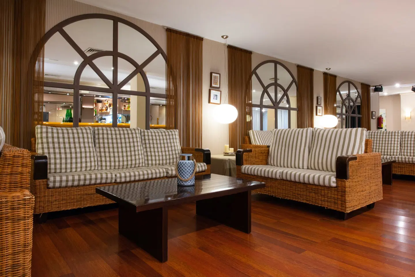 Valentin Reina Paguera LOUNGE_LOBBY