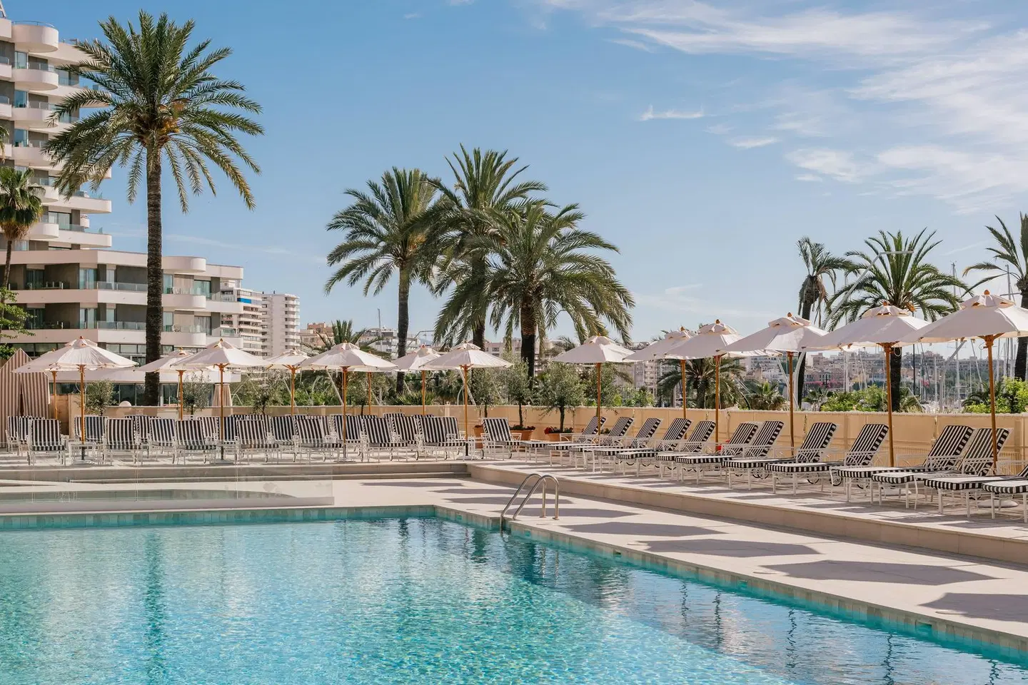 Victoria Gran Meliá OUTDOOR_POOL