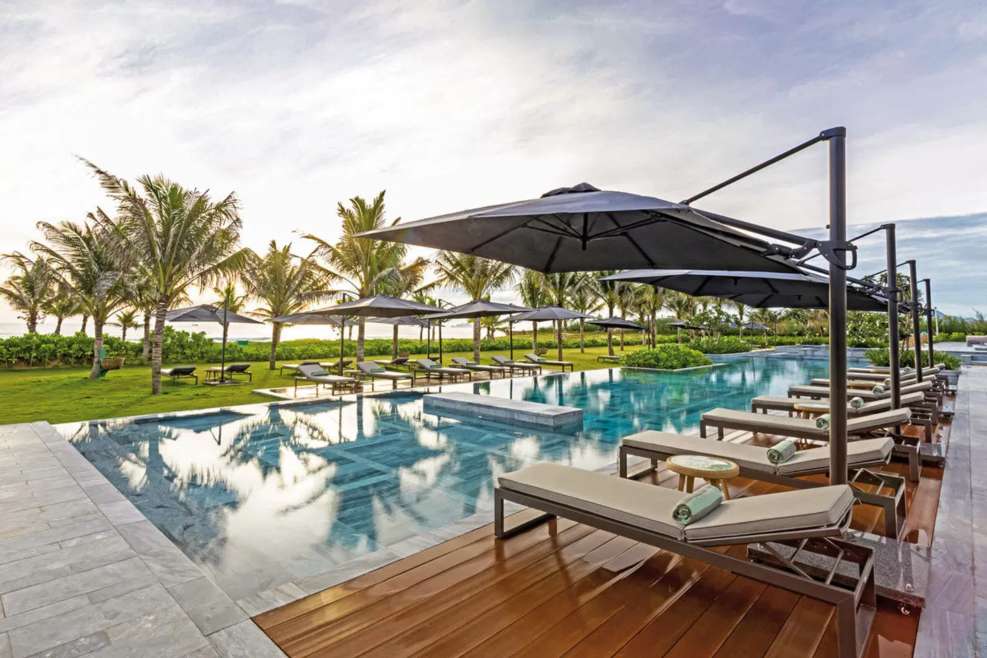 Maia Resort Quy Nhon OUTDOOR_POOL