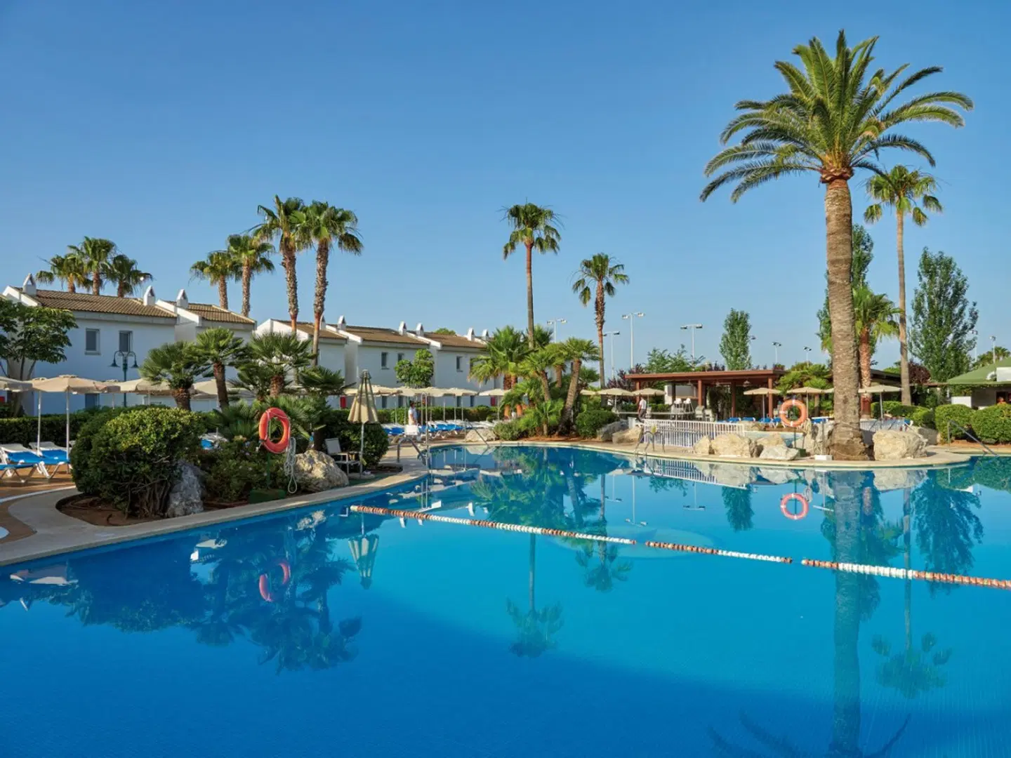 BQ Alcudia Sun Village OUTDOOR_POOL