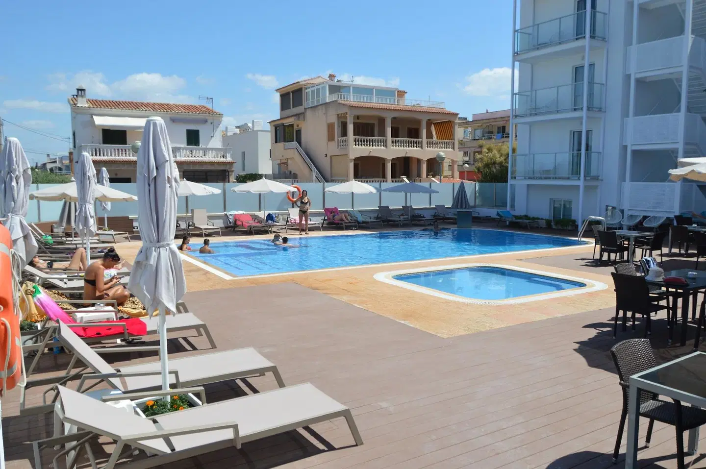 Sant Jordi OUTDOOR_POOL