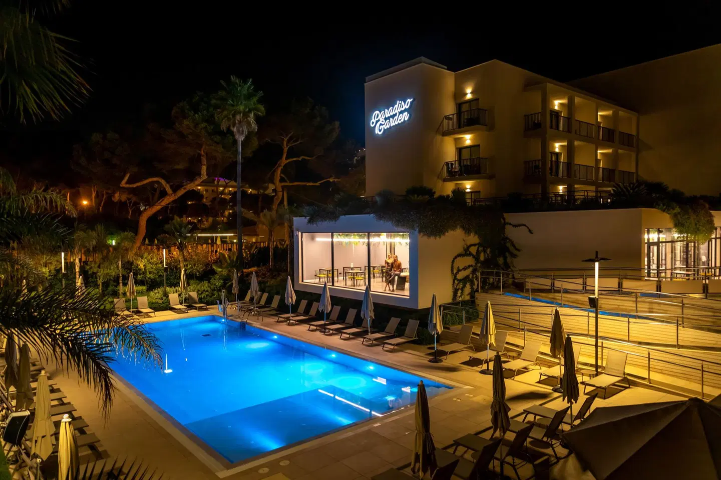 Paradiso Garden OUTDOOR_POOL