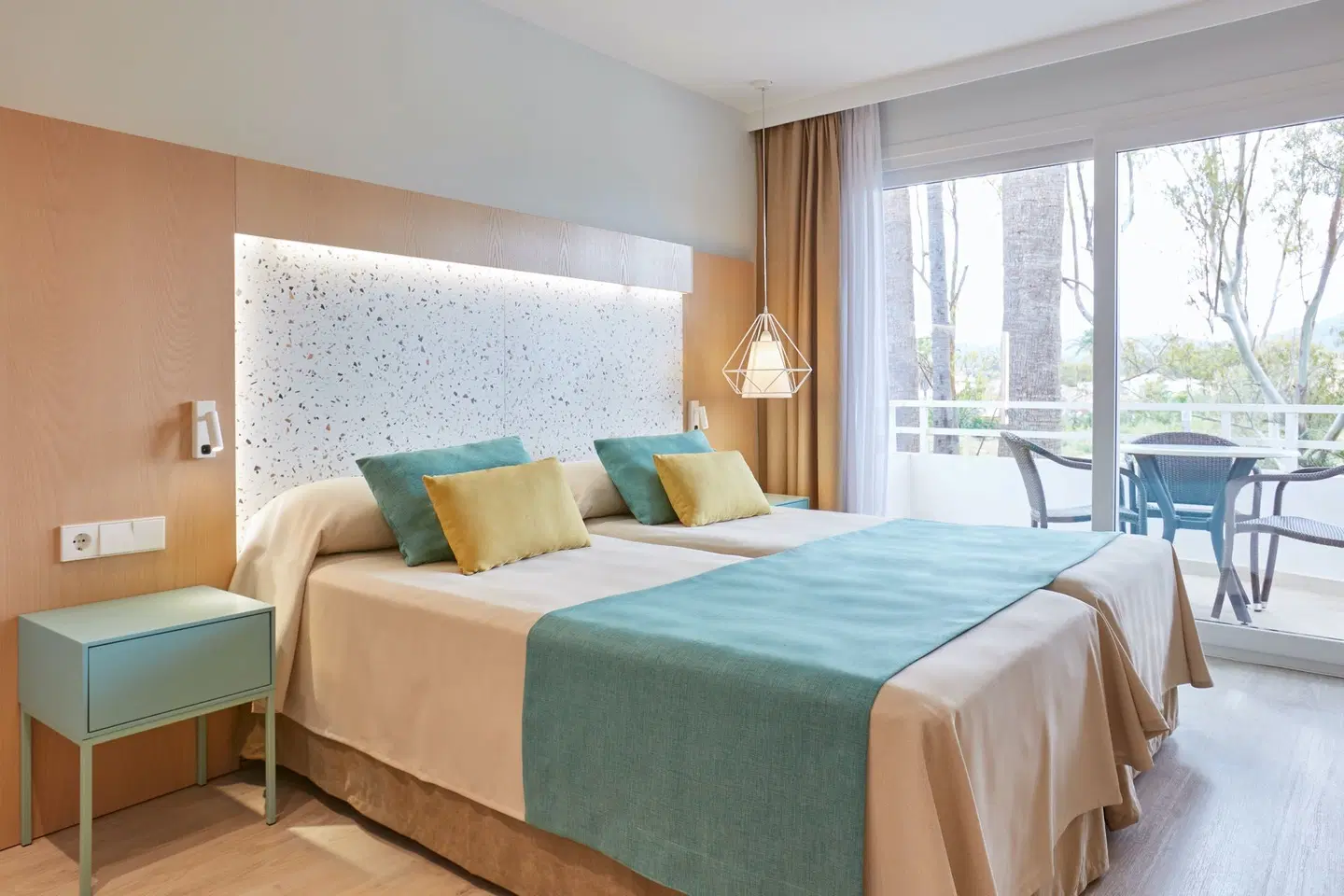 Universal Elisa ROOM_EXAMPLE