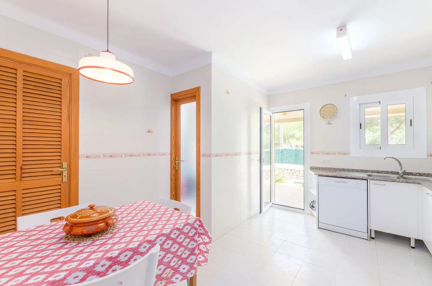 ATIPAR HEALTH_BEAUTY