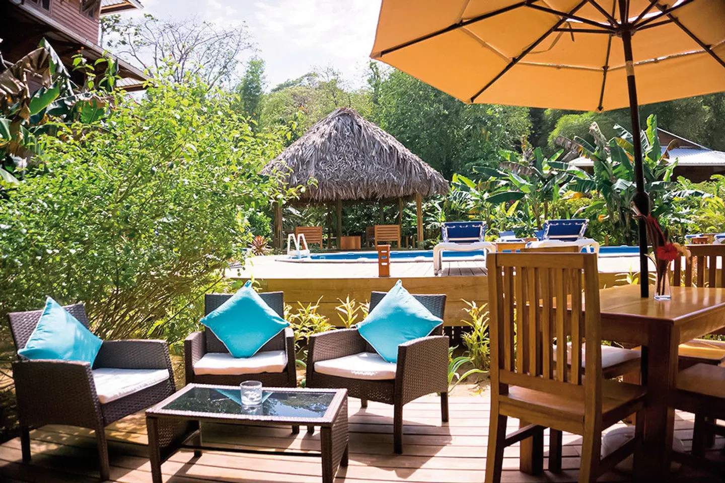 The Hummingbird Terrasse