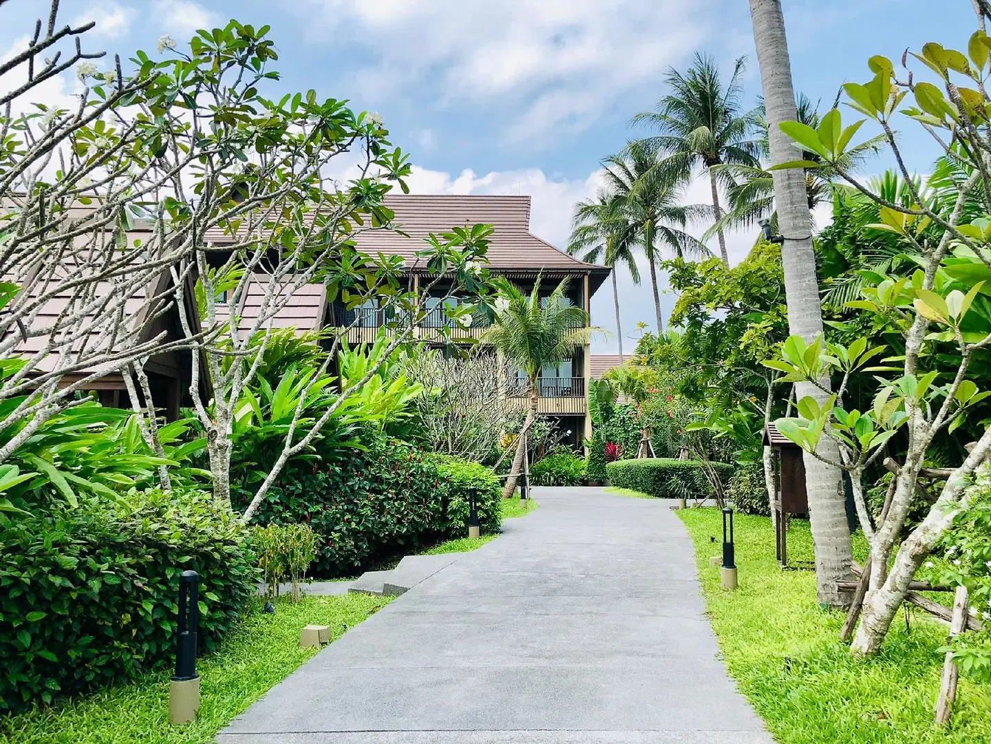 Khanom Beach Resort & Spa Garten