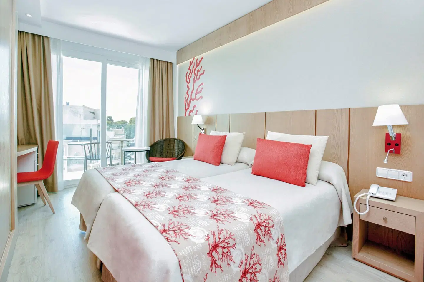 Universal Hotel Perla ROOM_EXAMPLE